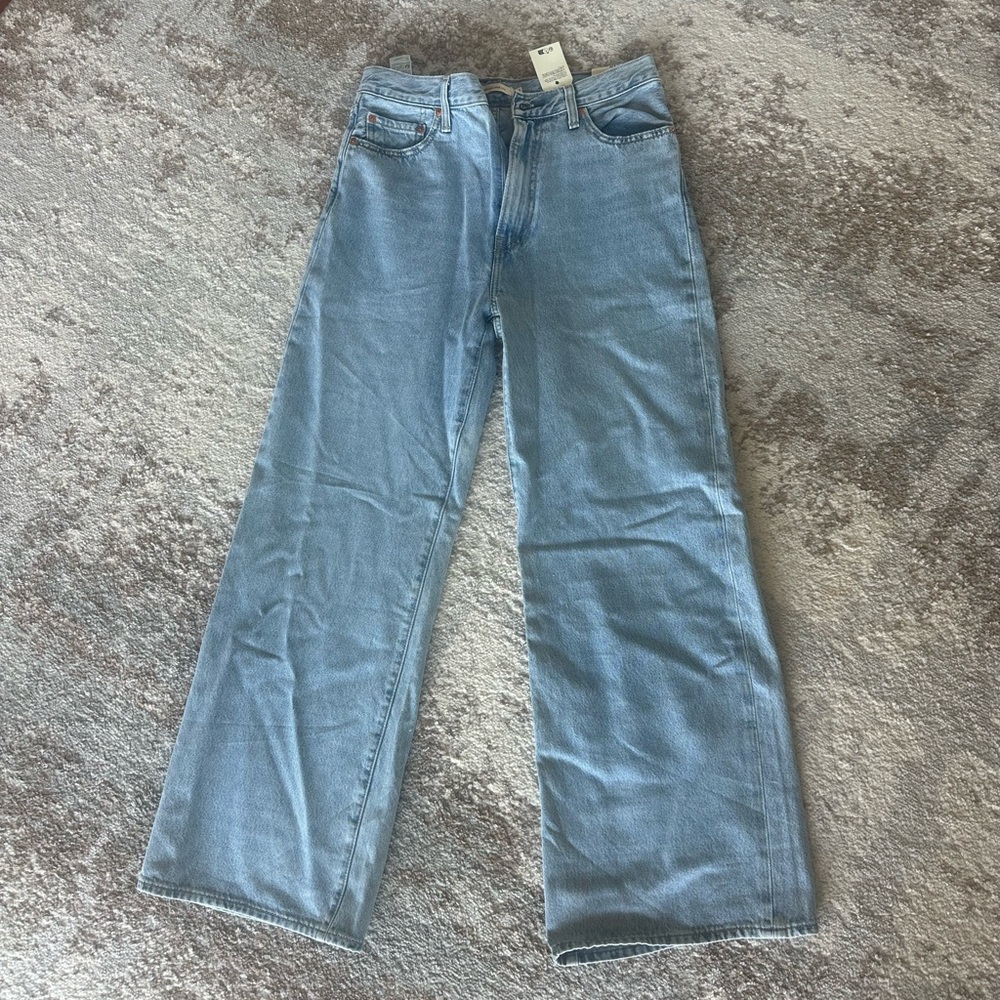 Levi's Women High Rib Cage Jeans